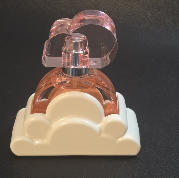 Ariana Grande Cloud Pink Perfume 30 ml - Picture 3 of 8